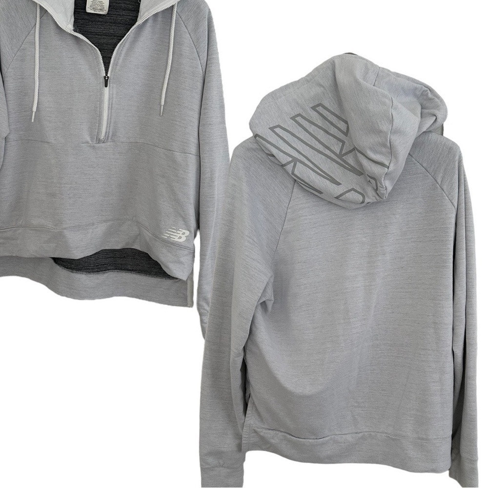 Rare Y2K New Balance 1/2 Zip Women’s Hoodie size medium
Excellent condition
